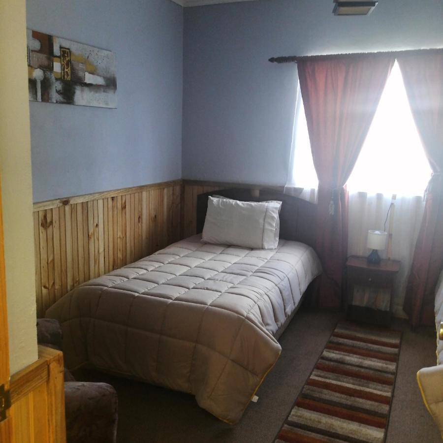 Hostal Y Cabanas Vientos Del Sur Puerto Ingeniero Ibanez Buitenkant foto