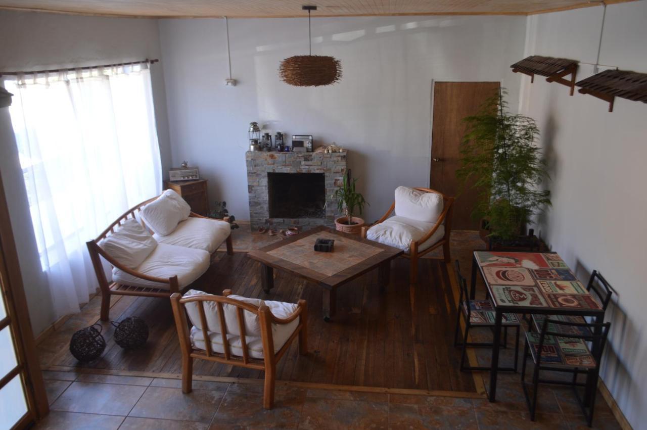 Hostal Y Cabanas Vientos Del Sur Puerto Ingeniero Ibanez Buitenkant foto